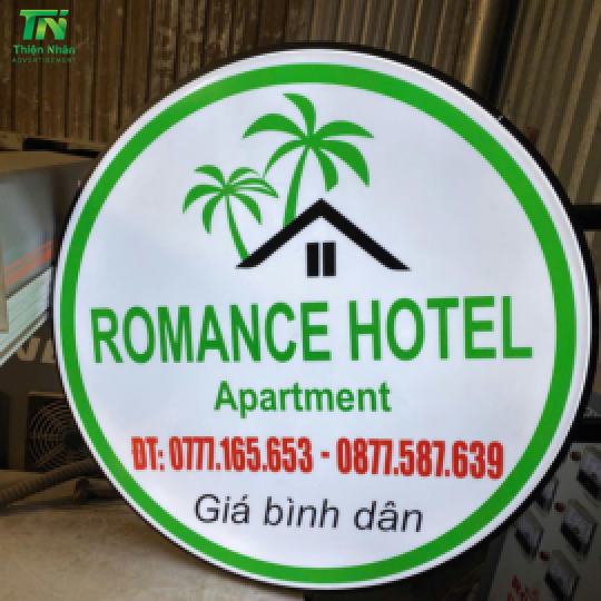 IN UV TRÊN HỘP ĐÈN HÚT NỔI